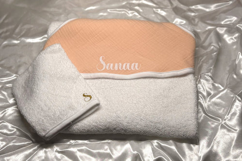 Cape de bain personnalisée avec gant assorti – Maison SMEY Maison SMEY
